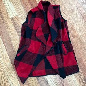 Size L Buffalo check sleeveless cardigan